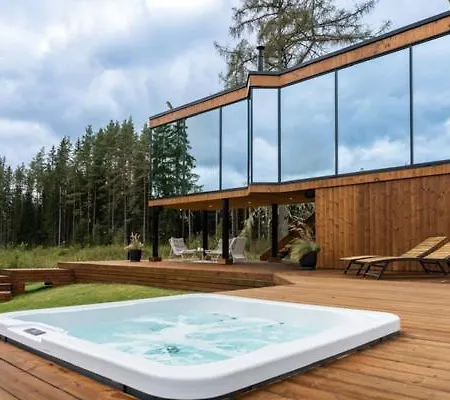 Luxury Ojasaaro Vila