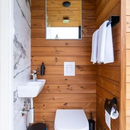 Luxury Ojasaaro Lueuetsepa
