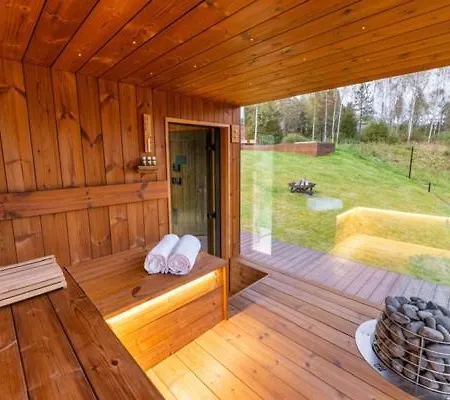 Luxury Ojasaaro * Lueuetsepa